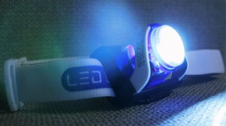 Wie ein Licht in dunkler Nacht: Die Stirnlampe SEO R7 von Led Lenser
